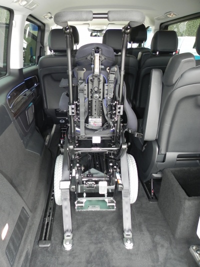 MERCEDES BENZ V-CLASS with FIORELLA LIFT wheelchair vehicle - 